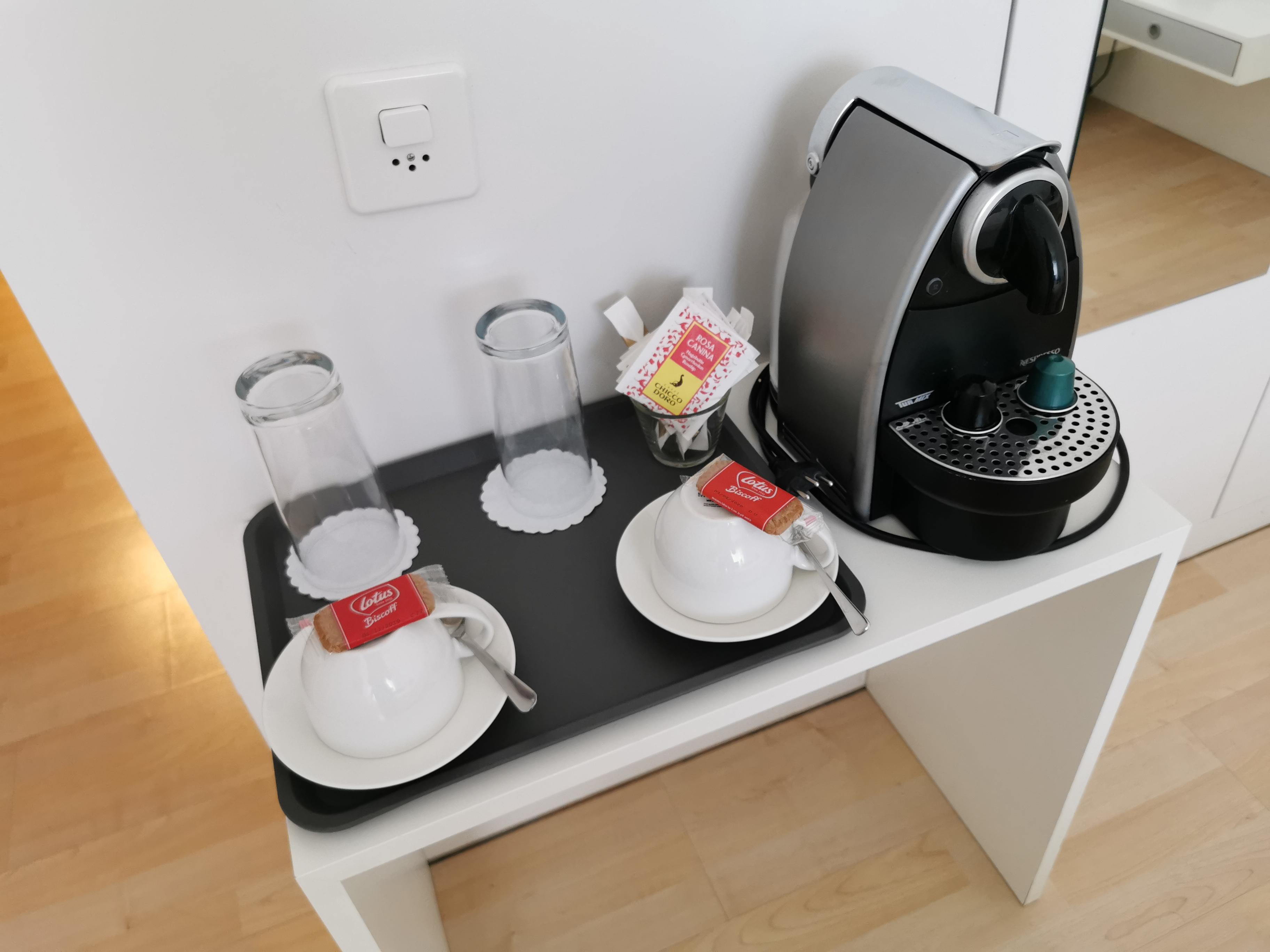Apaliving - Budgethotel Bazel Buitenkant foto