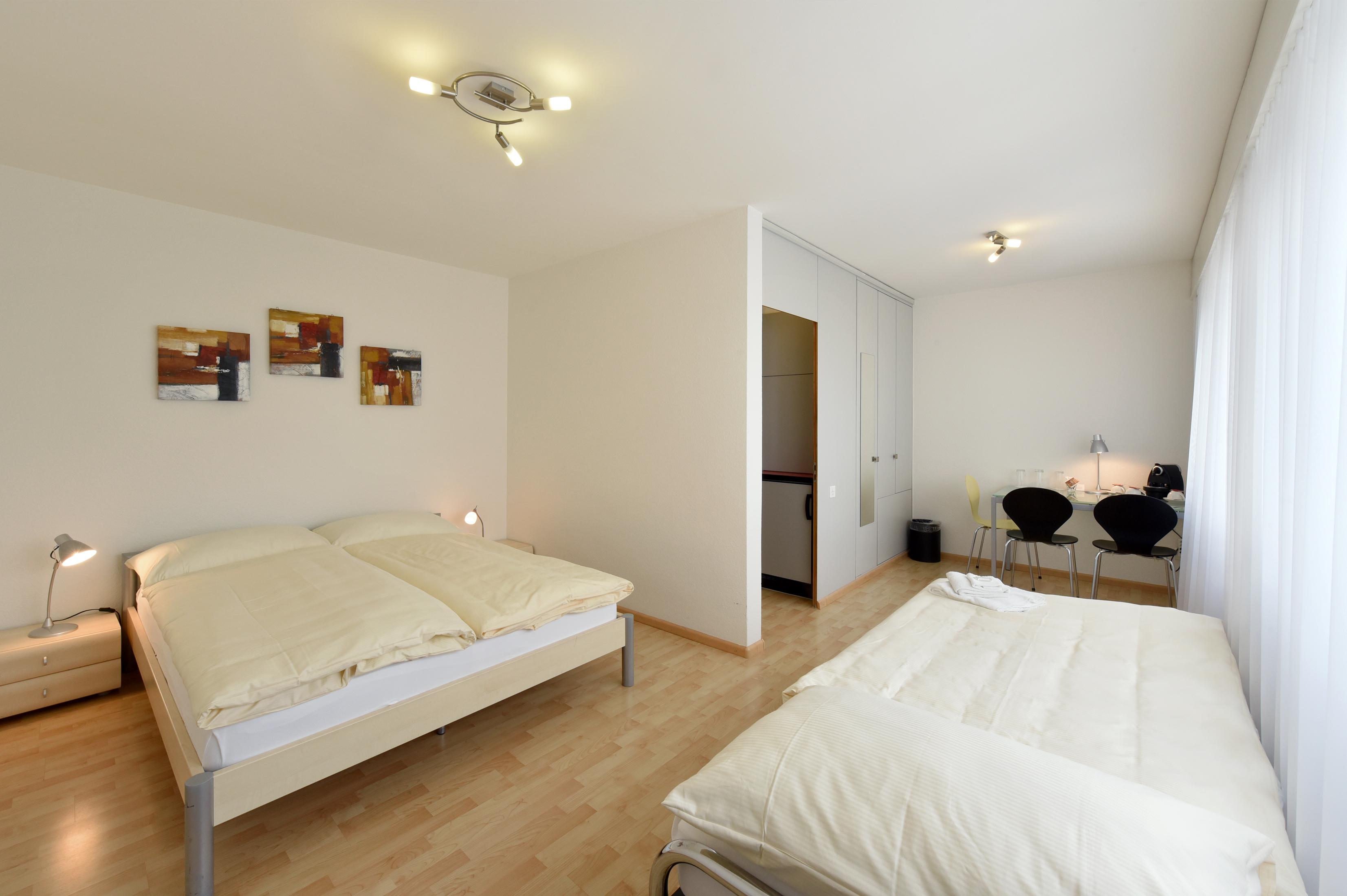 Apaliving - Budgethotel Bazel Buitenkant foto
