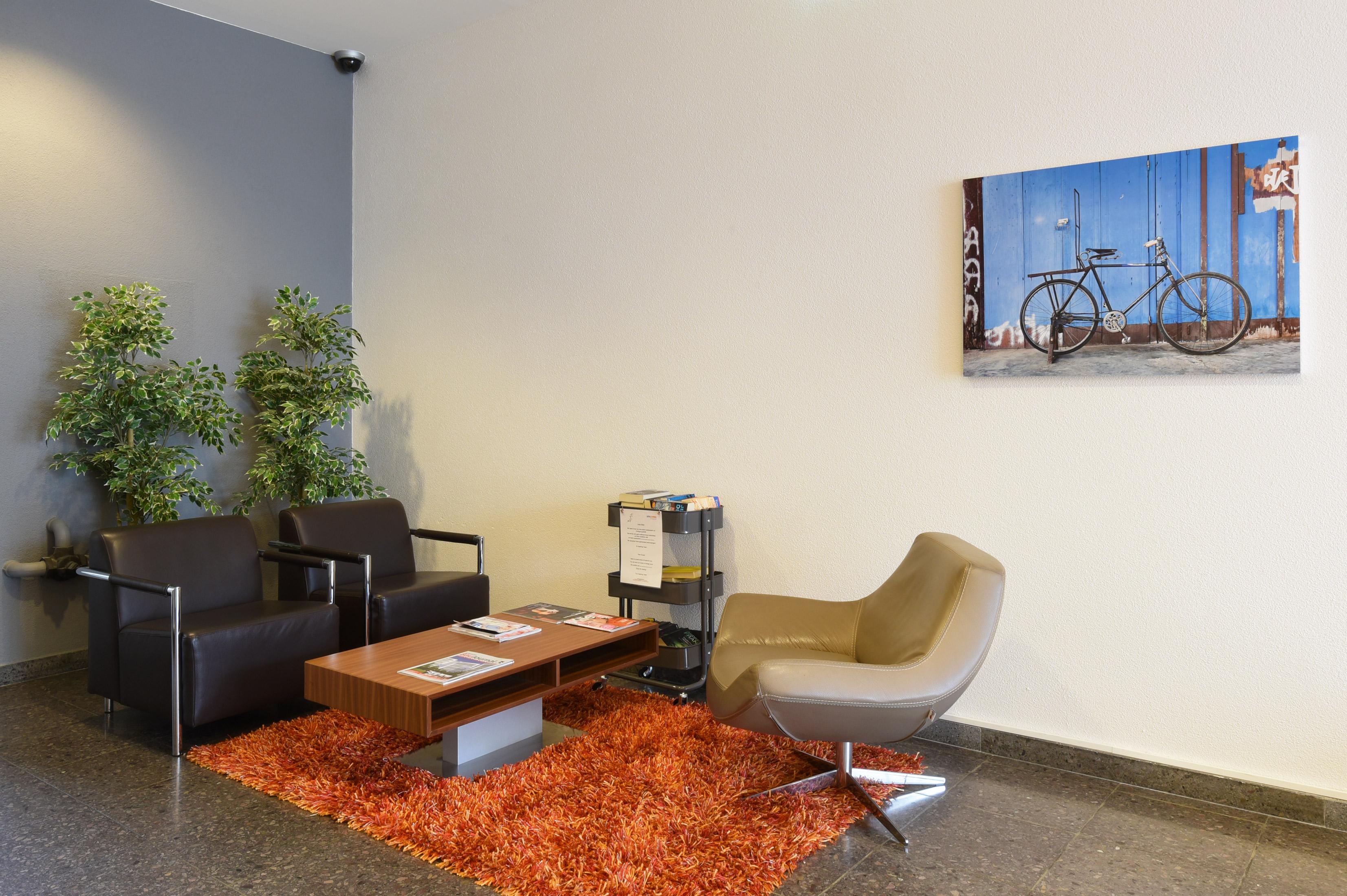 Apaliving - Budgethotel Bazel Buitenkant foto