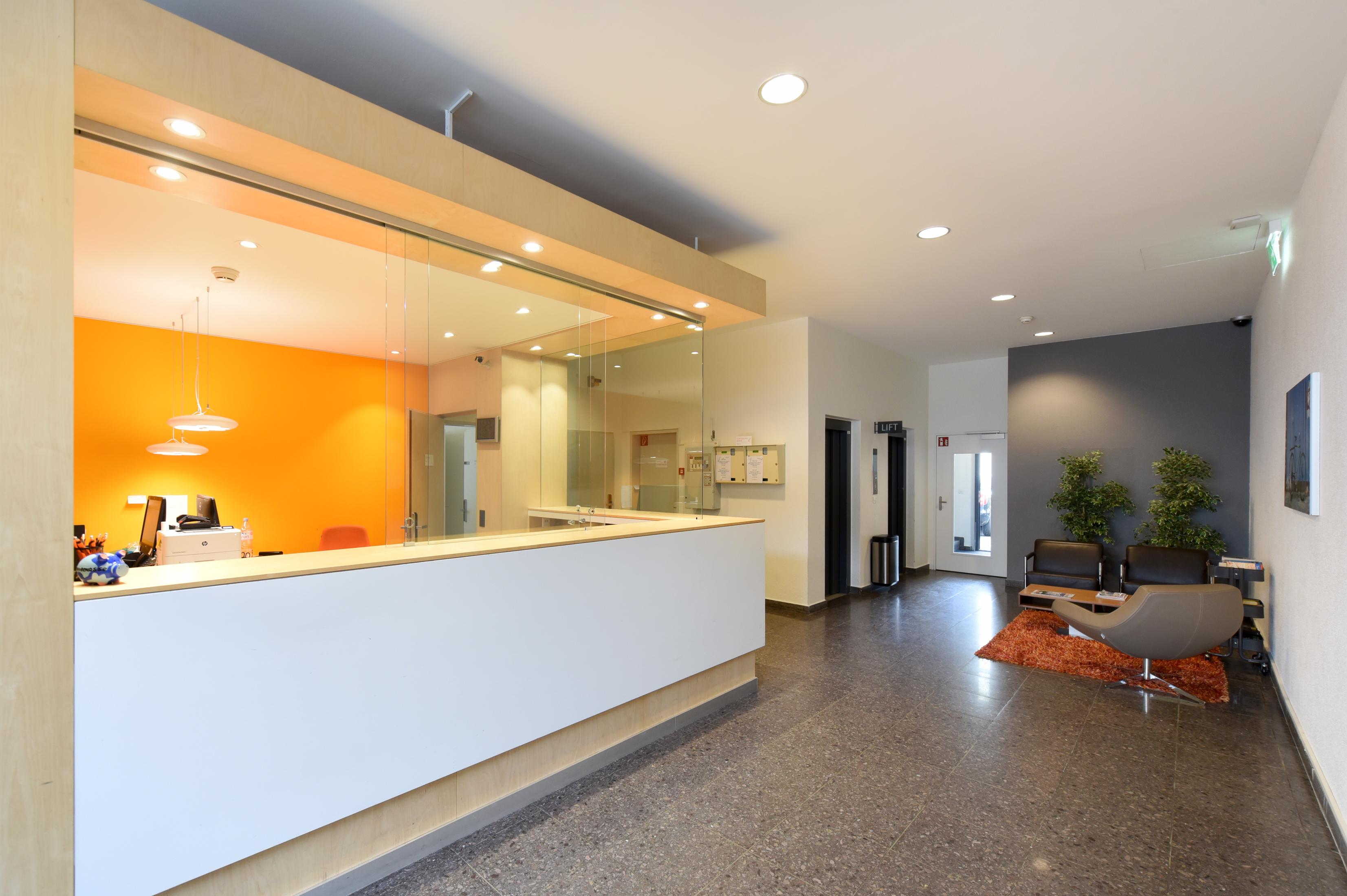 Apaliving - Budgethotel Bazel Buitenkant foto