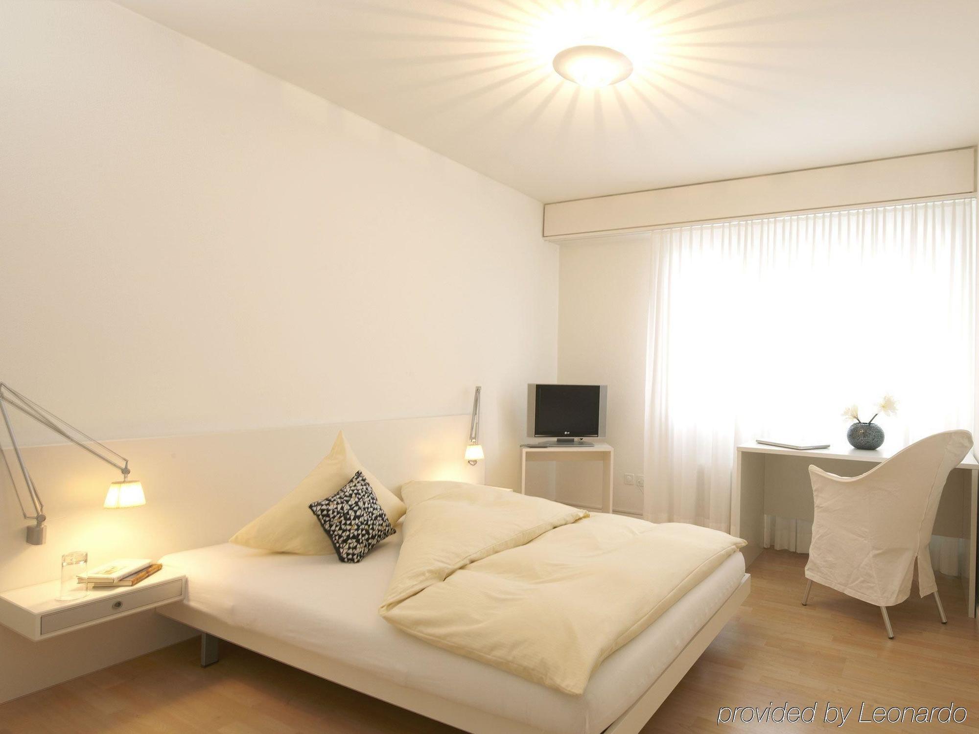 Apaliving - Budgethotel Bazel Kamer foto